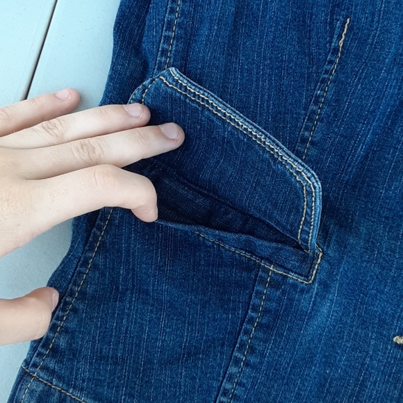 Jean jacket - Picture 2 of 7